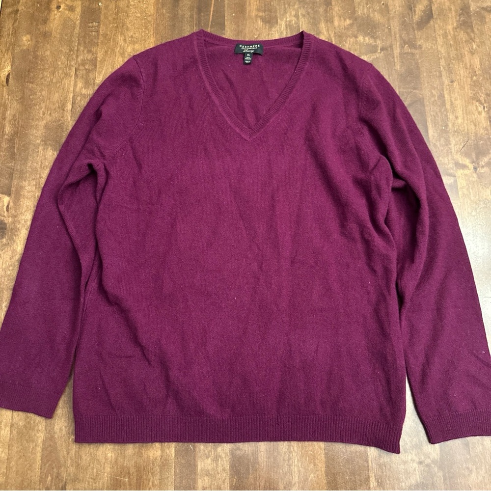 Charter Club Luxury Cashmere Pullover Sweater V-Neck Magenta Purple Soft XL